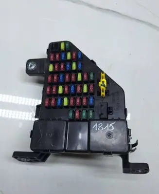 Hyundai Tucson JM Fuse module 911102E001 06042D AK1351