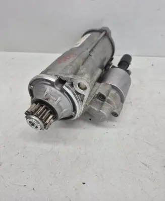 Volkswagen Golf VIII Starter motor 02E911022H 0001179606