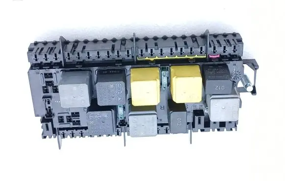 Mercedes-Benz GLE (W166 - C292) Fuse module A1669068201