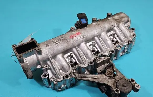 Opel Vectra C Intake manifold 55210201 IMPRK1476119
