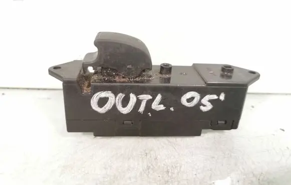 Mitsubishi Outlander Electric window control switch MR502239