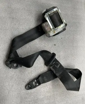 Audi A4 S4 B6 8E 8H Front seatbelt 8W0857705F