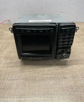 Mercedes-Benz S W220 Radio/CD/DVD/GPS head unit A2208270442 7612001571 8638204257