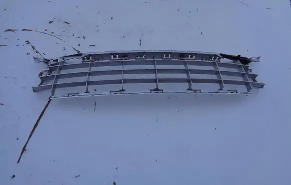 Peugeot 207 Front bumper lower grill