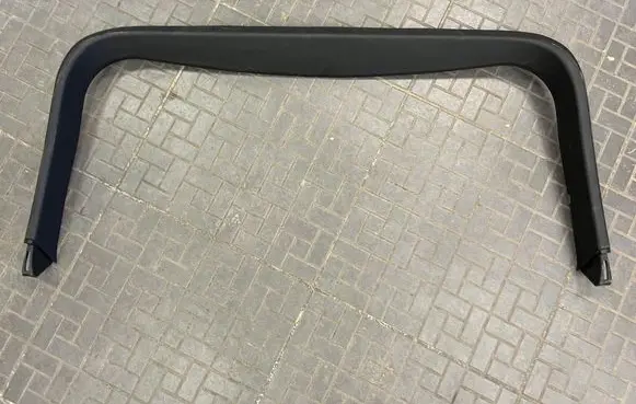 Jeep Grand Cherokee Tailgate/trunk upper cover trim 5KT37DX9AB PI01044010BLR I01044010BLR