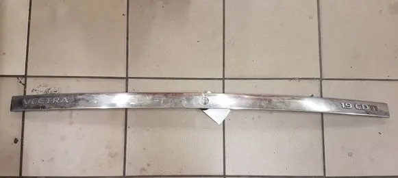 Opel Vectra C Tailgate trim 09177067