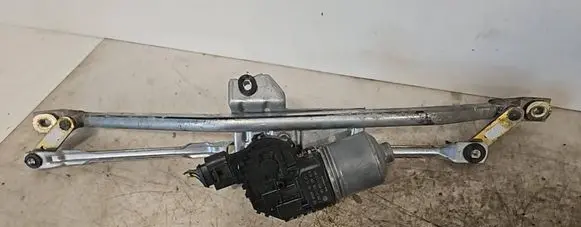 Volkswagen PASSAT B5 Front wiper linkage and motor 0390241528 3B1955113D