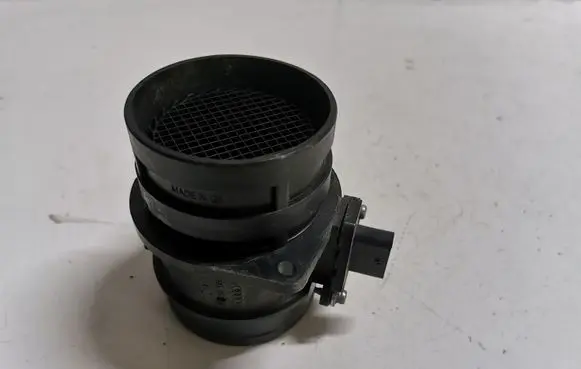 Audi A5 8T 8F Mass air flow meter 06J906461