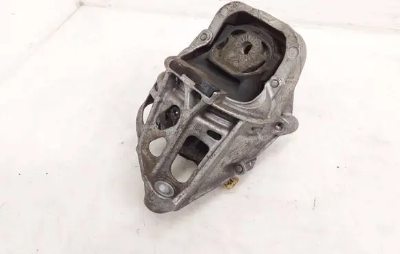 Audi A7 S7 4K8 Engine mount bracket 4M0199371B