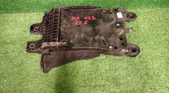 BMW X1 U11 AdBlue liquid reservoir AA111241