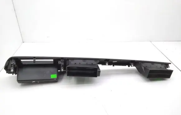 Citroen C5 Dash center air vent grill