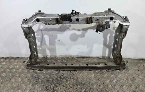 Toyota Yaris Radiator support slam panel