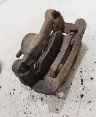 Nissan Qashqai Front brake caliper
