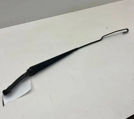 Volvo V70 Front wiper blade arm 8624269 8624246