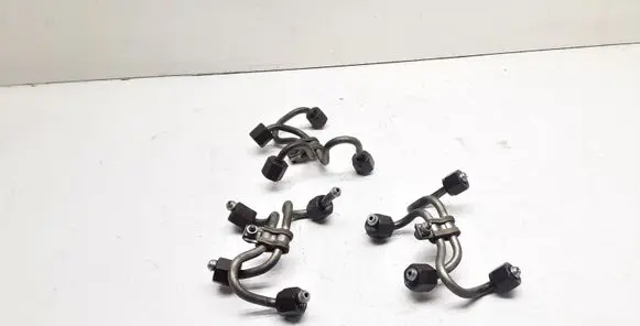 BMW X5 E53 Fuel injector supply line/pipe 