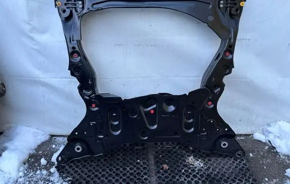 Volvo XC60 Front subframe 32315338