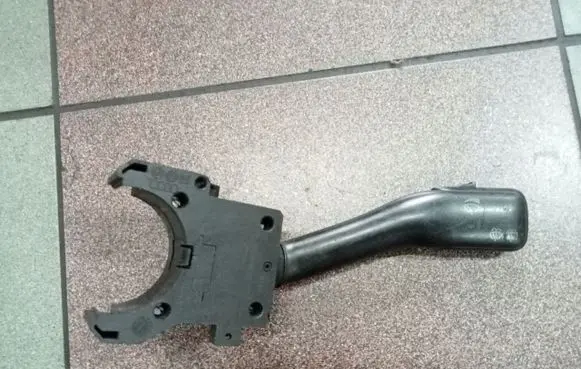 Volkswagen PASSAT B5 Wiper control stalk 4B0953503H