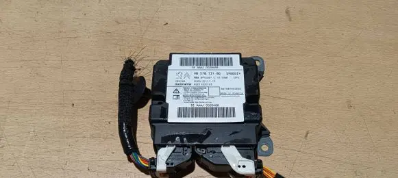 Peugeot 2008 II Airbag control unit/module 9857873180 A3C11031103