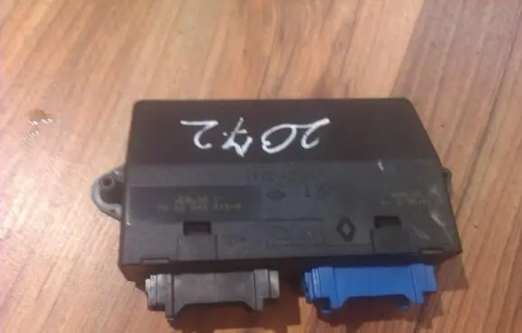 Renault Laguna I Other control units/modules 7700843415a