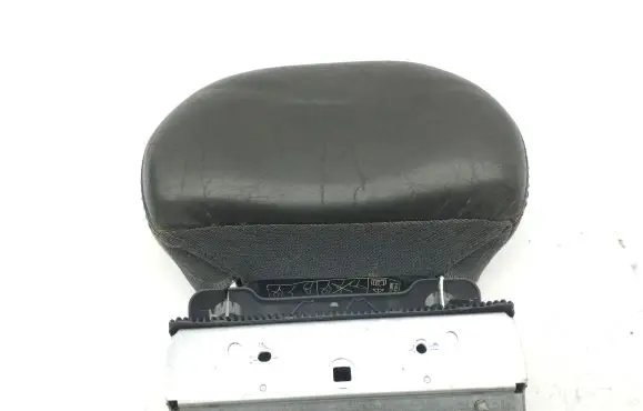 Volvo XC90 Rear seat headrest 