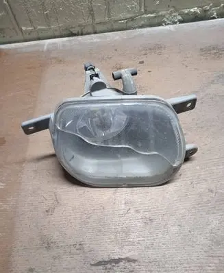 Volvo XC90 Front fog light 31111182