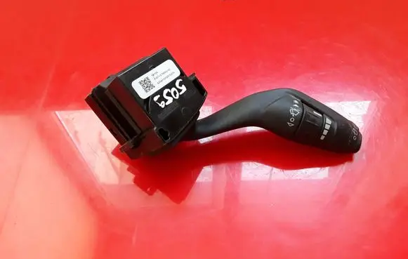 Ford Focus Wiper control stalk AV6T17A553AC FBYDA