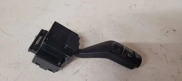 Ford Focus Wiper control stalk 17D940