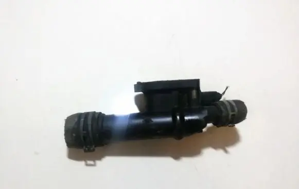 Volkswagen PASSAT B6 Engine coolant pipe/hose 03g121132b