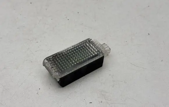 Audi SQ7 Other interior light 4E0947415
