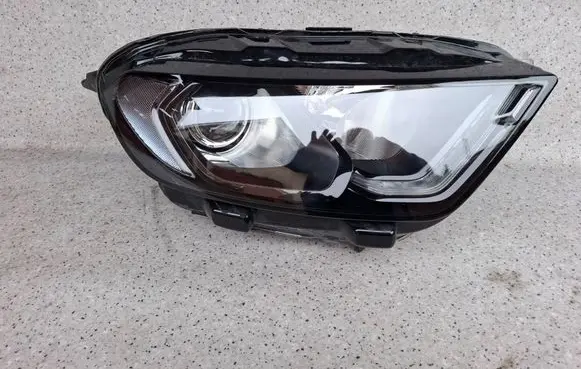 Ford Ecosport Headlight/headlamp GN1513D154HE B515LCAL