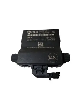 Audi A3 S3 8P Gateway control module 1K0907530L 1K0907951