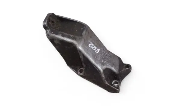 Audi A6 S6 C5 4B Engine mounting bracket 8D0199307