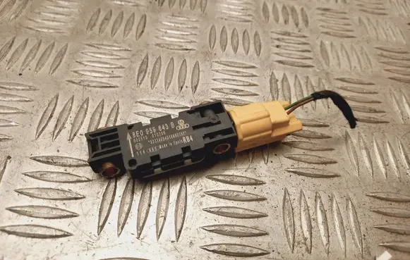 Audi A4 S4 B7 8E 8H Airbag deployment crash/impact sensor 8E0959643B