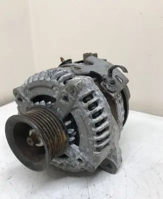 Toyota RAV 4 (XA30) Generator/alternator