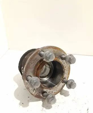 Renault Master III Rear wheel hub