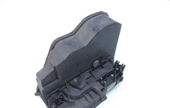 BMW X3 E83 Front door lock 7167074