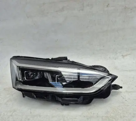 Audi A5 Headlight/headlamp 8W6941036E 030110023403