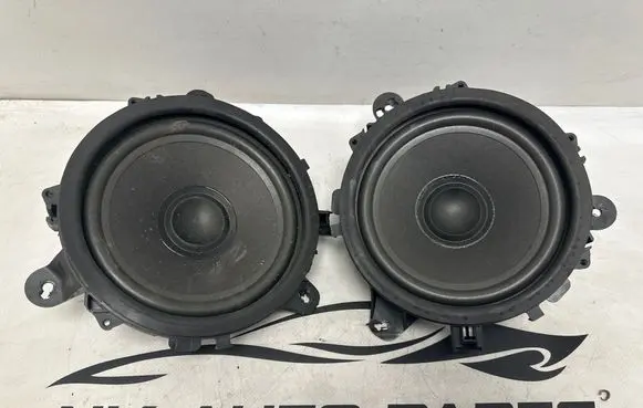 Volvo XC90 Front door speaker 30797139 07W11 SDV5A