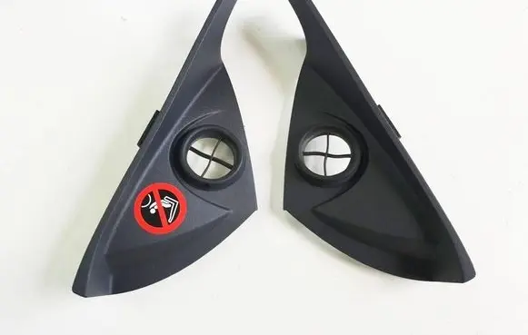 Volvo V50 Dashboard side end trim 