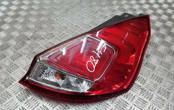 Ford Fiesta Rear/tail lights C1BB13404A