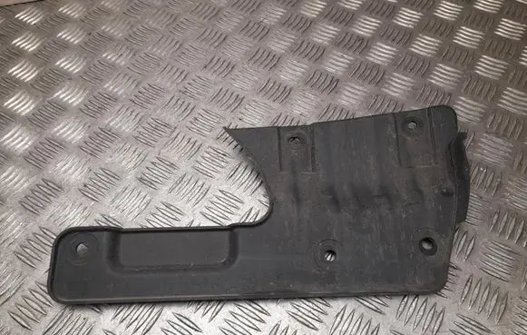 XPeng P7 Other sill/pillar trim element 7135420ED1
