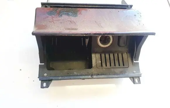 Car ashtray