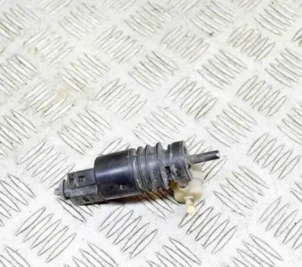 Opel Astra J Windscreen/windshield washer pump 3240117 13250357