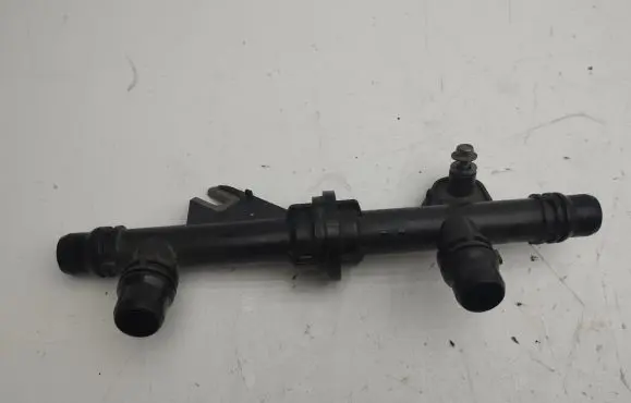 Citroen C4 III e-C4 Engine coolant pipe/hose 9834745480