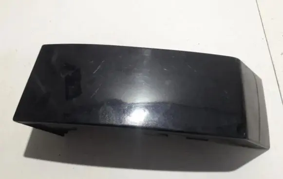 Volvo XC90 Rear/tail light trim molding 8620819