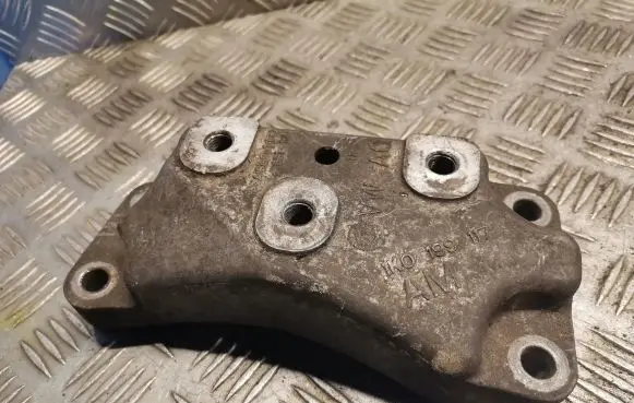 Audi A3 S3 8P Engine mounting bracket 1K0199117AM