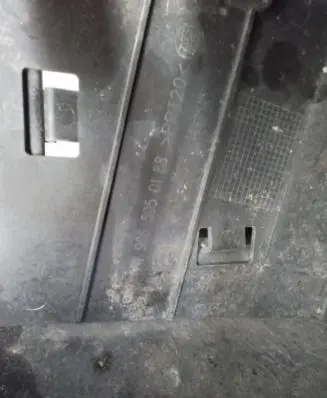 Volkswagen Crafter Intercooler air guide/duct channel 9065050188