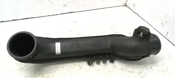 Volkswagen PASSAT B6 Intercooler hose/pipe 3C0145762AL 3C0145770B