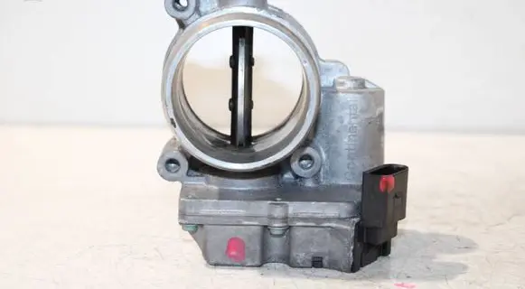 Audi A5 8T 8F Throttle valve 4E0145950J A2C30247400