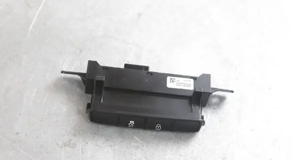 KIA Ceed Central locking switch button 93700-A2920